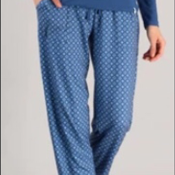 Brand New Long Sleeve Top with printed jogger set - Picture 4 of 4